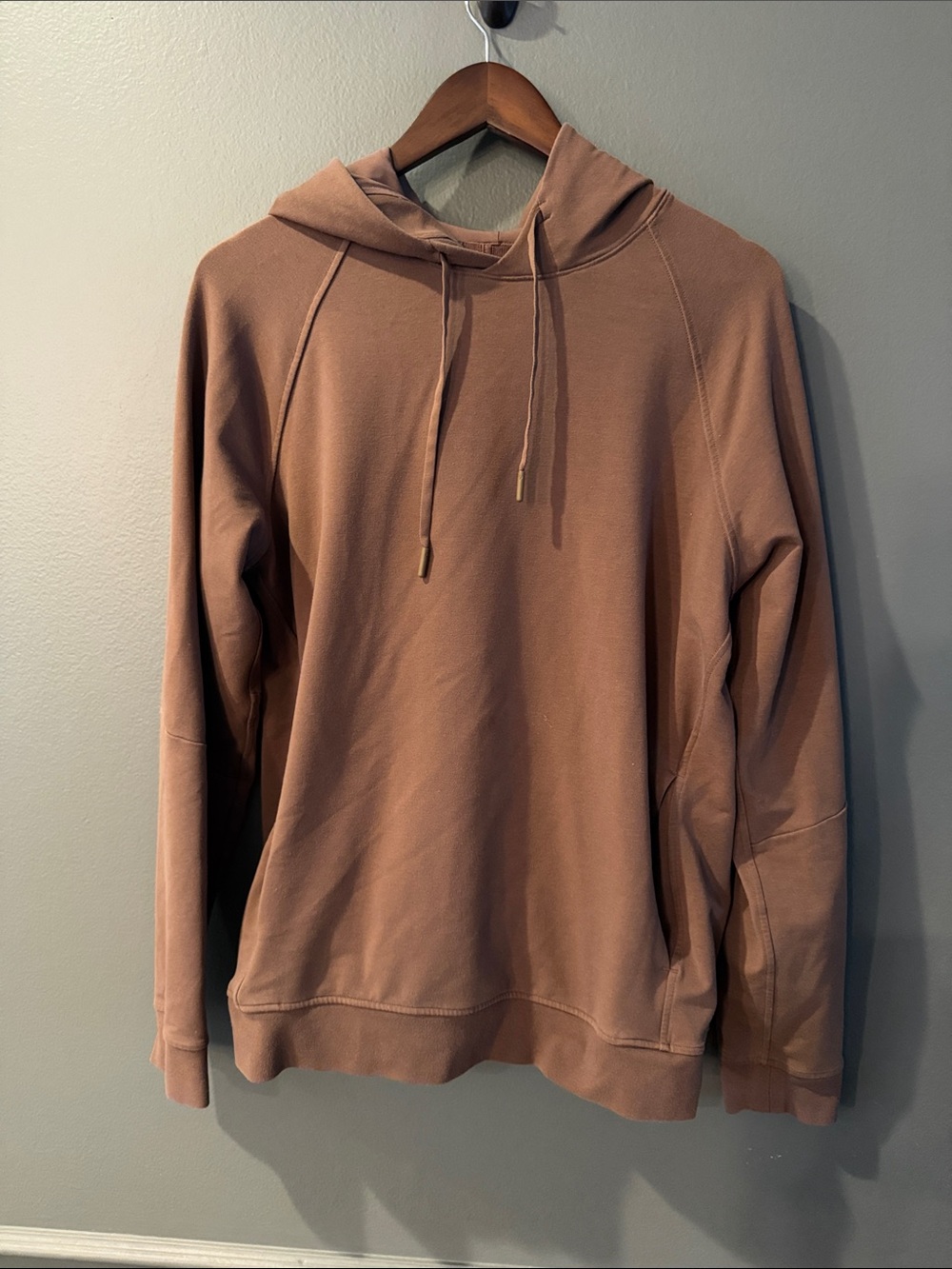 lululemon athletica Men's Brown Pullover Hoodie